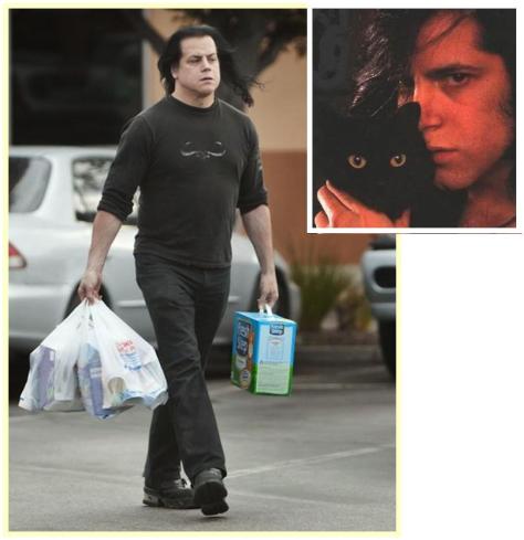 Image of Glenn Danzig purchasing kitty litter
