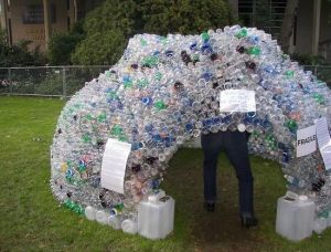 plastic-bottle-igloo Image of sturdy plastic bottle igloo